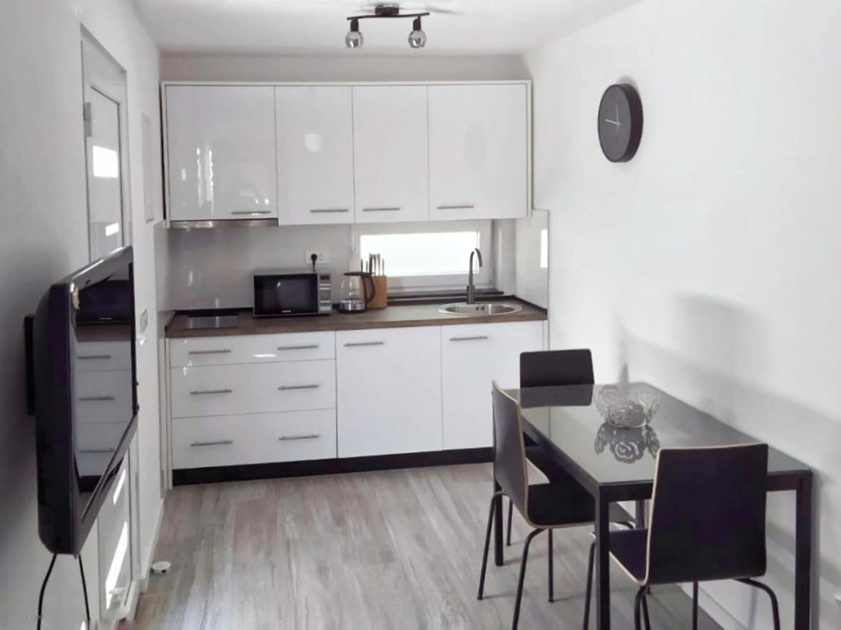 Apartments Dora 2 Bibinje Eksteriør bilde